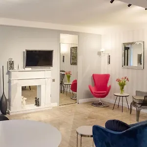  Апартаменты Charming In The Heart Of The Near The Botanical Garden